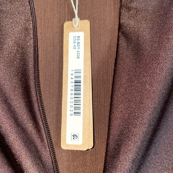 NWT SKIMS Bodysuit long sleeve zip up 4X - Picture 4 of 4